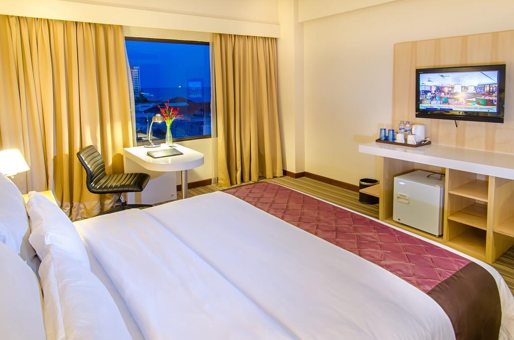 Le Grandeur Hotel Balikpapan Balikpapan (Borneo) Quarto foto